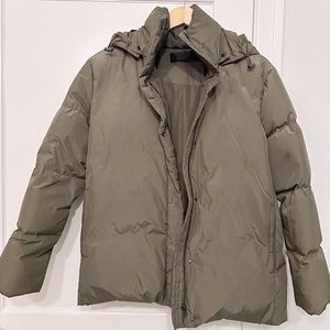 Jenni Kayne Olive Green Puffer Size Small